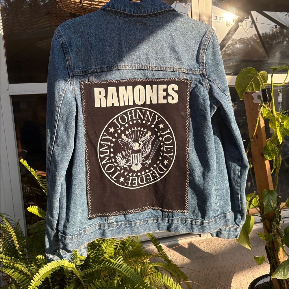 Ramones Levi Trucker Denim Jacket Boys Grunge Streetwear XL youth